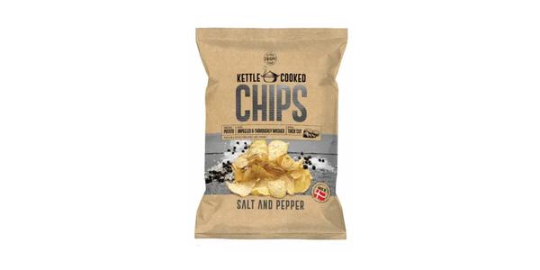KETTLE COOKED CHIPS SEA SALT & BLACK PEPER 150G